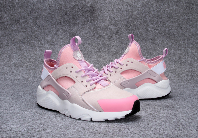 nike huarache rose et blanche